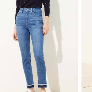 Loft NWT Double Frayed curvy Skinny Jeans Size 6